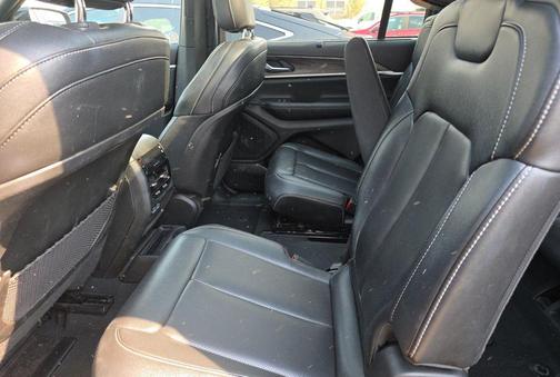 Metallic 2024 Jeep Grand Cherokee L Limited