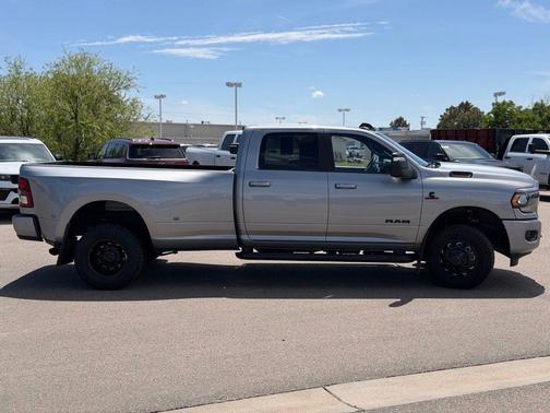 Billet Silver Metallic Clearcoat 2024 RAM 3500 Big Horn
