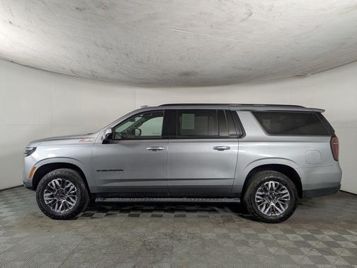 Sterling Gray Metallic 2025 Chevrolet Suburban Z71