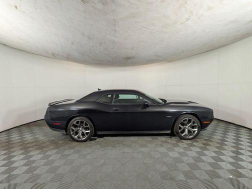 Phantom Black Tri Coat Pearl 2015 Dodge Challenger R/T