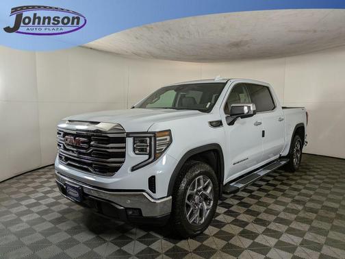 Glacier White 2026 GMC Sierra 1500 SLT