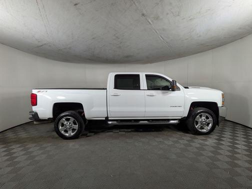 2017 Chevrolet Silverado 2500 LT