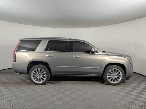 2018 Cadillac Escalade Premium Luxury