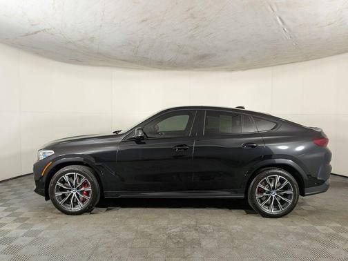 Black Sapphire Metallic 2023 BMW X6 M50i