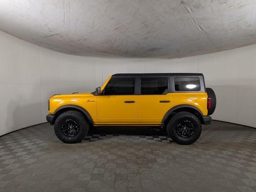 Cyber Orange Metallic Tricoat 2022 Ford Bronco Big Bend