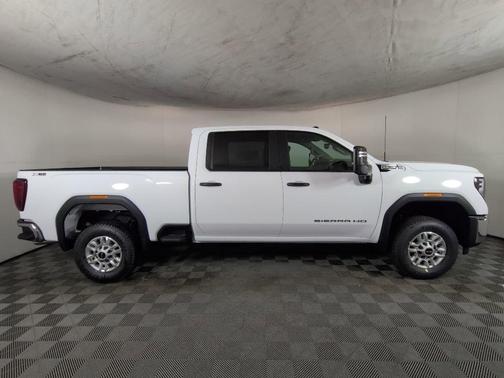 Summit White 2026 GMC Sierra 2500 Pro