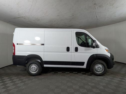 2026 RAM ProMaster 1500 Low Roof