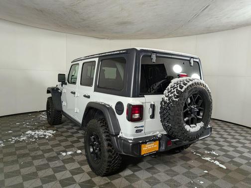 2025 Jeep Wrangler 4xe Sport