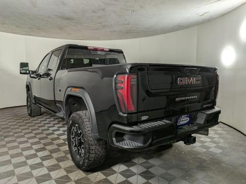 2024 GMC Sierra 2500 AT4X