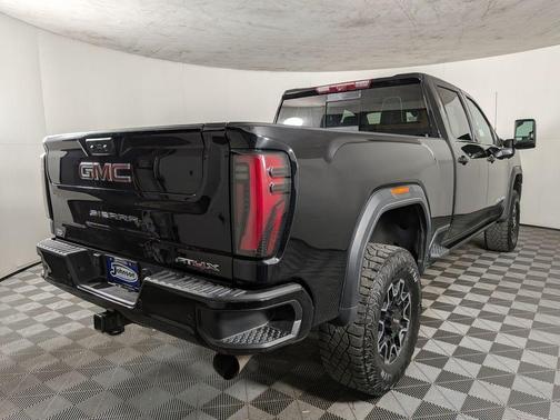 2024 GMC Sierra 2500 AT4X