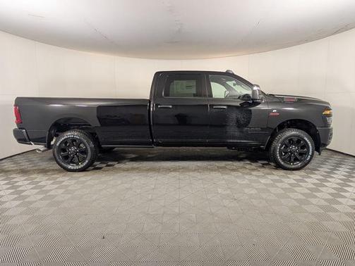 2025 RAM 3500 Big Horn