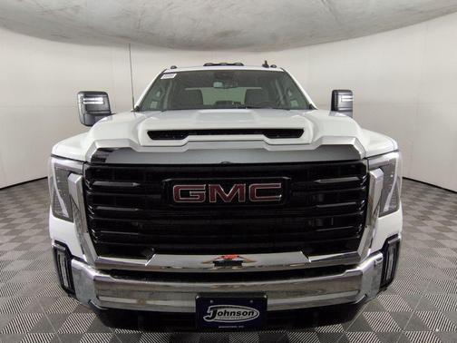 Summit White 2026 GMC Sierra 3500 Pro