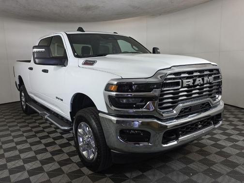 Bright White Clearcoat 2026 RAM 2500 Big Horn