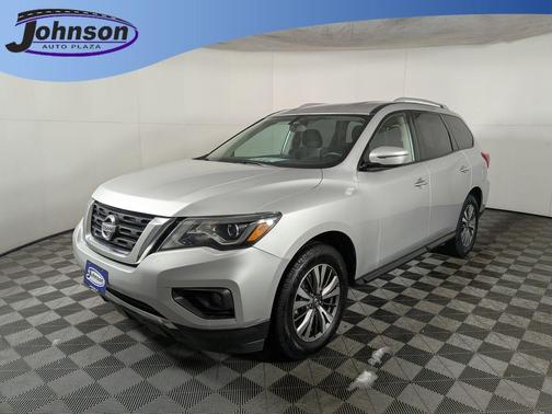 2019 Nissan Pathfinder SV