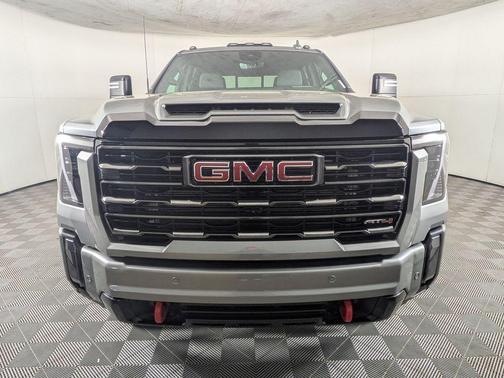 2024 GMC Sierra 2500 AT4