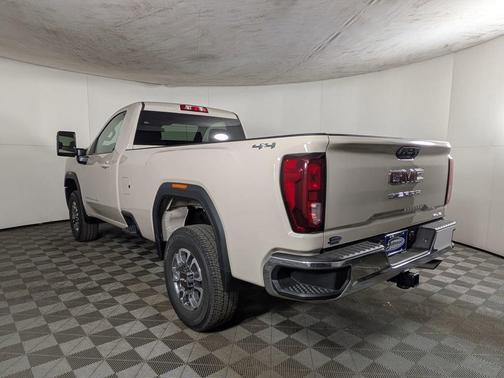 2026 GMC Sierra 2500 SLE