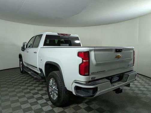 2024 Chevrolet Silverado 2500 High Country