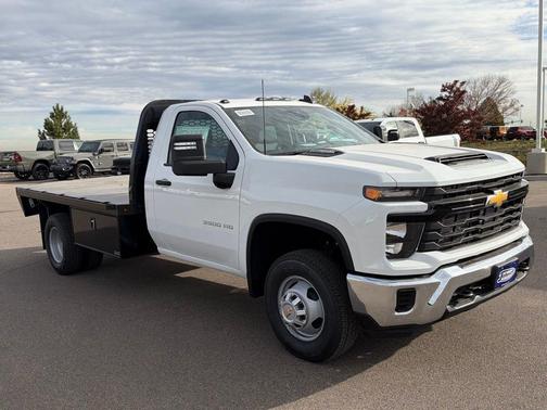 2026 Chevrolet Silverado 3500 WT