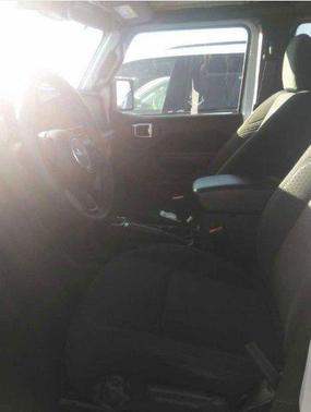 Bright White Clearcoat 2024 Jeep Wrangler 4xe Rubicon
