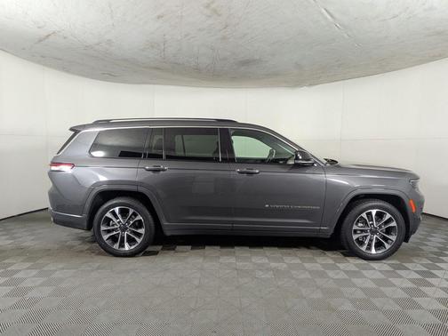 2022 Jeep Grand Cherokee L Overland