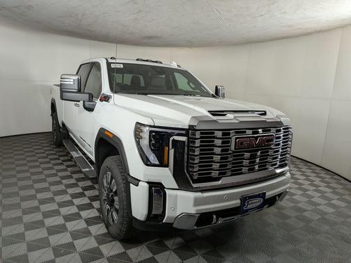 Summit White 2026 GMC Sierra 3500 Denali