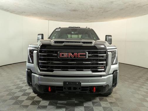 2026 GMC Sierra 3500 AT4