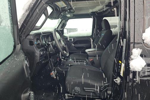 Black Clearcoat 2025 Jeep Wrangler 4xe Rubicon