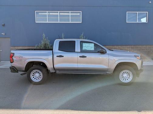 2025 Chevrolet Colorado WT