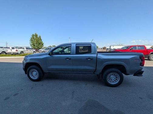 2025 Chevrolet Colorado WT