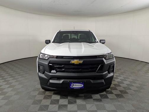 2025 Chevrolet Colorado WT