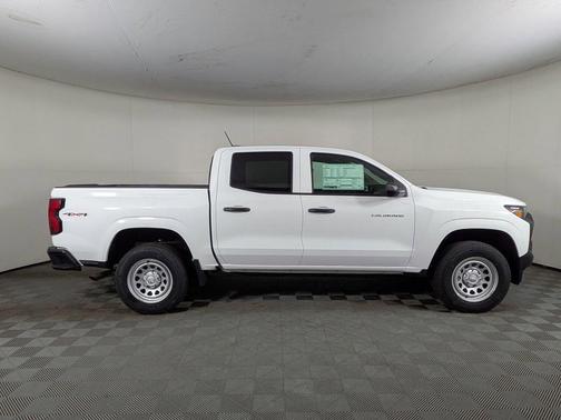 2025 Chevrolet Colorado WT