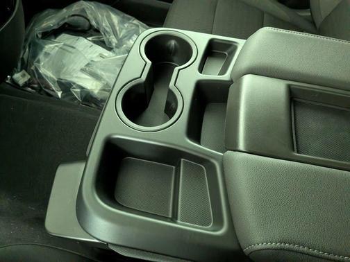 2026 GMC Sierra 2500 SLE