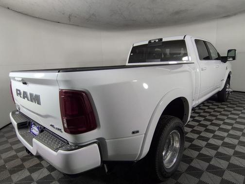 Bright White Clearcoat 2026 RAM 3500 Limited