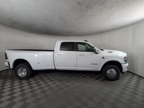 Bright White Clearcoat 2026 RAM 3500 Limited