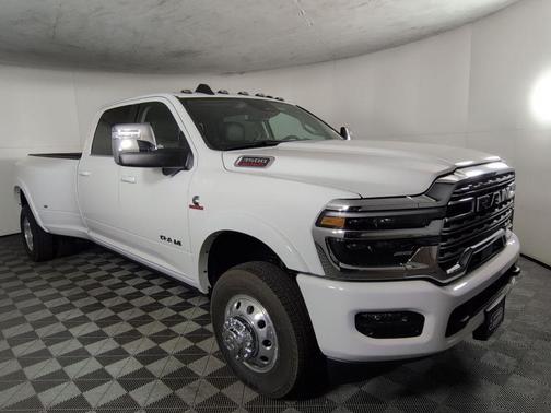 Bright White Clearcoat 2026 RAM 3500 Limited