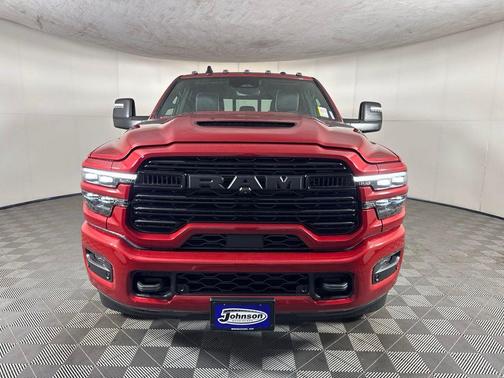 Molten Red Pearlcoat 2026 RAM 2500 Laramie