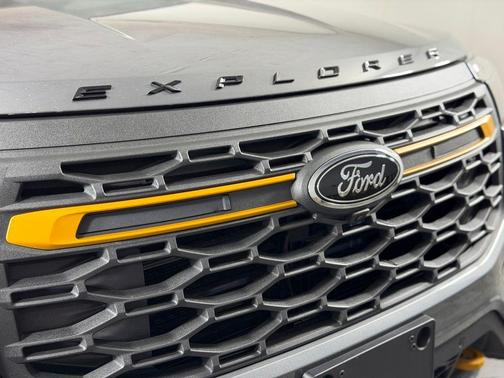 Gray Metallic 2026 Ford Explorer Tremor