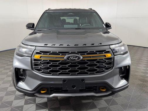 Gray Metallic 2026 Ford Explorer Tremor