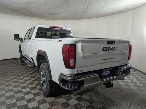 2026 GMC Sierra 2500 SLE