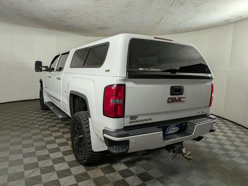 Summit White 2015 GMC Sierra 2500 Denali
