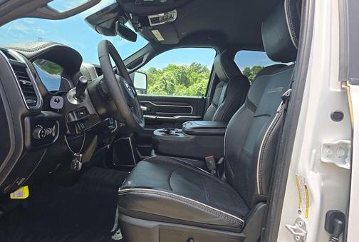 Bright White Clearcoat 2026 RAM 2500 Laramie