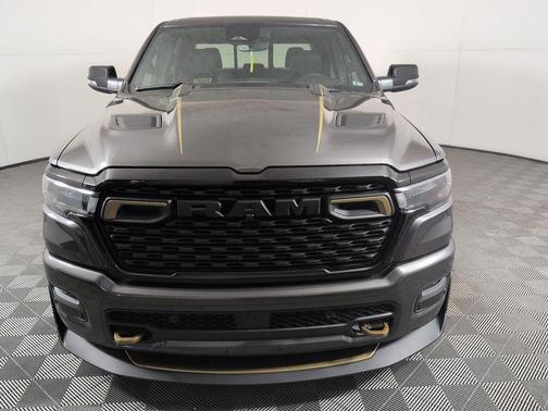 Granite Crystal Clearcoat Metallic 2026 RAM 1500 Big Horn/Lone Star