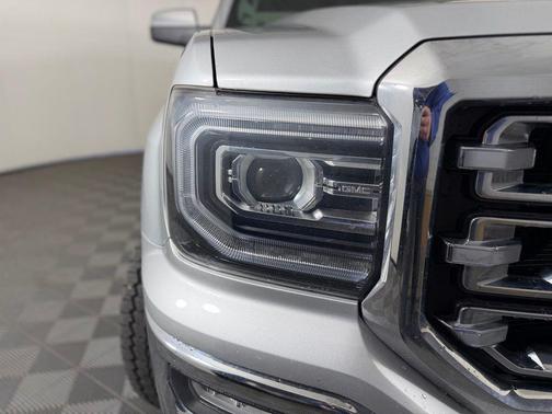 Quicksilver Metallic 2016 GMC Sierra 1500 SLT