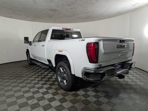 2025 GMC Sierra 2500 SLT