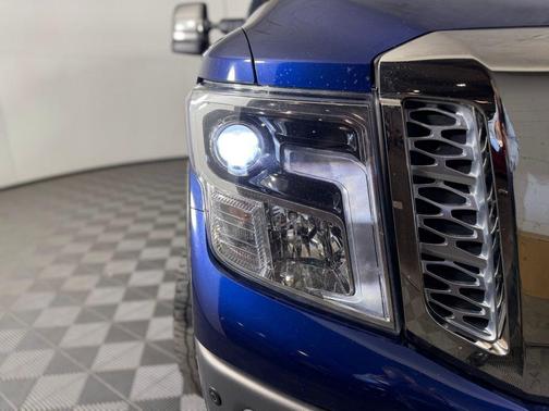 2017 Nissan Titan XD Platinum Reserve