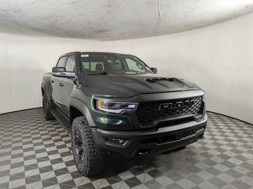 Serrano Red 2026 RAM 1500 RHO