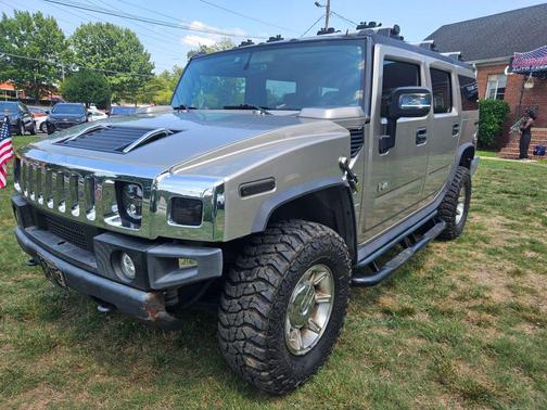 Gray 2007 Hummer H2 Base