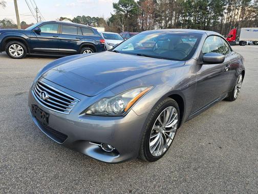 2011 INFINITI G37 Base