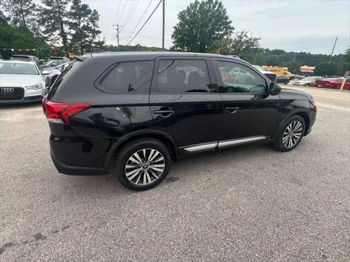 2020 Mitsubishi Outlander SP