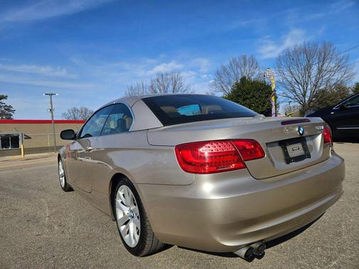 2013 BMW 328 328i Convertible 2D